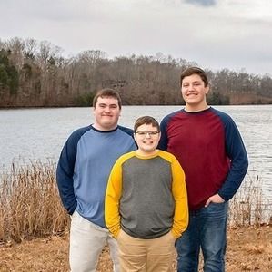 Meet your Posher, Sharon